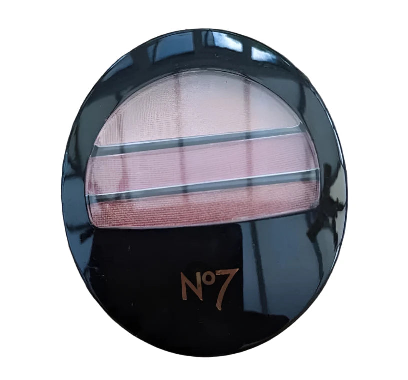 No7 Stay Perfect Trio Eyeshadow Palette - Radiant Bronze