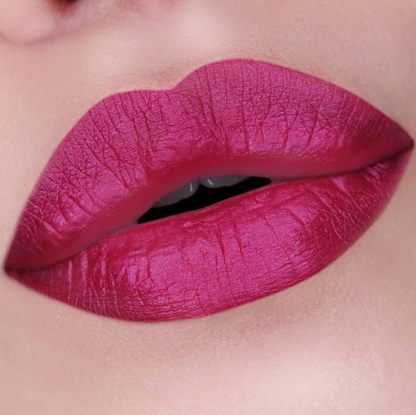 The Body Shop Lip Liquid Shine Lipgloss Fuchsia Chrome 028 by Bodyshop