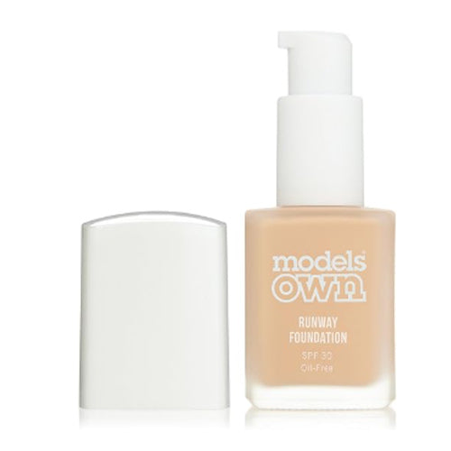 Models Own Runway Foundation Oil Free Bisque 03