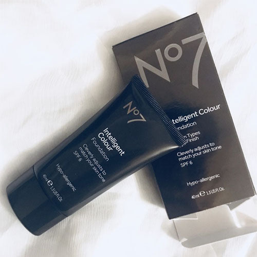No7 Intelligent Colour Foundation Light