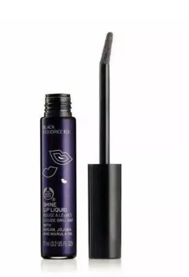 The Body Shop Lip Butter Matte Lipgloss Black Liquorice by Bodyshop