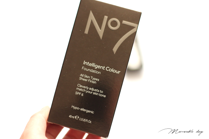 No7 Intelligent Colour Foundation - Medium