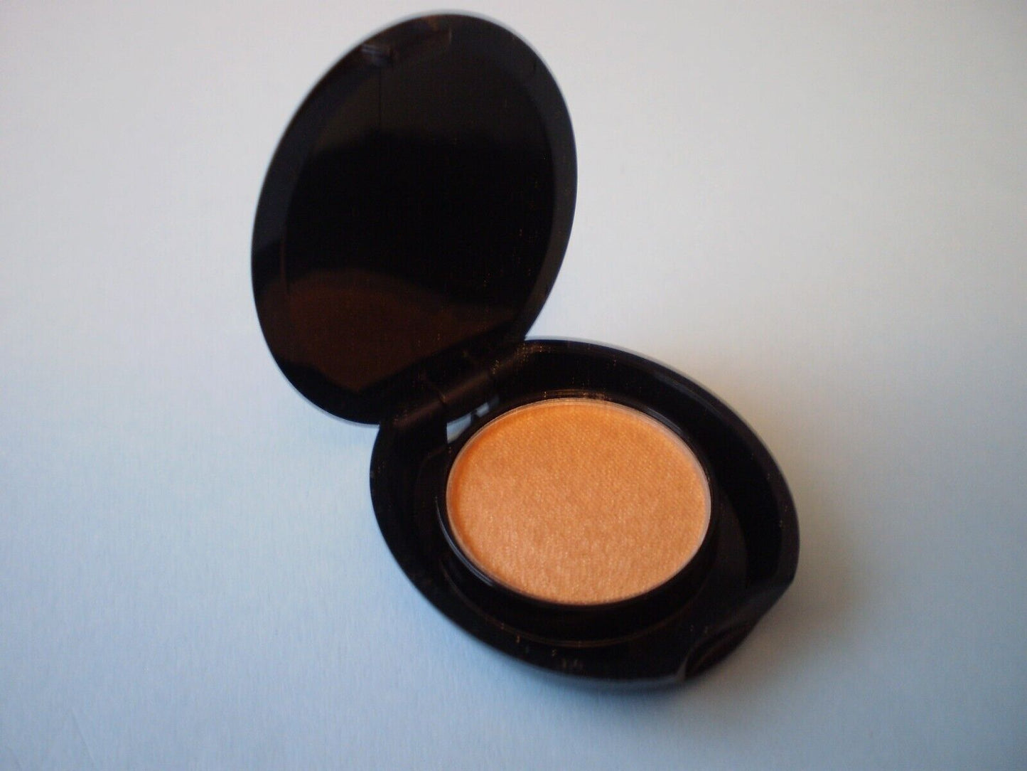 No7 Stay Perfect Eye Shadow True Gold 1.5g